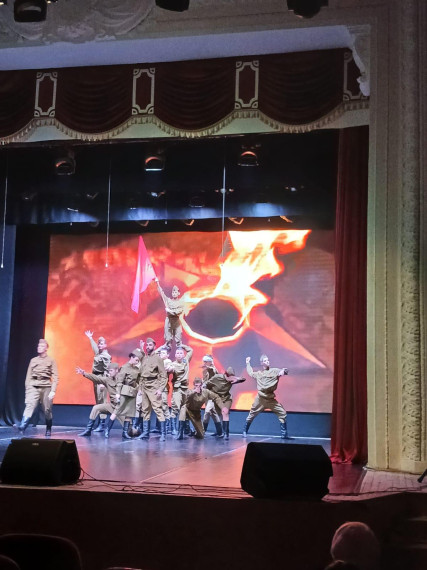 Музыкальный спектакль "Память поколений".